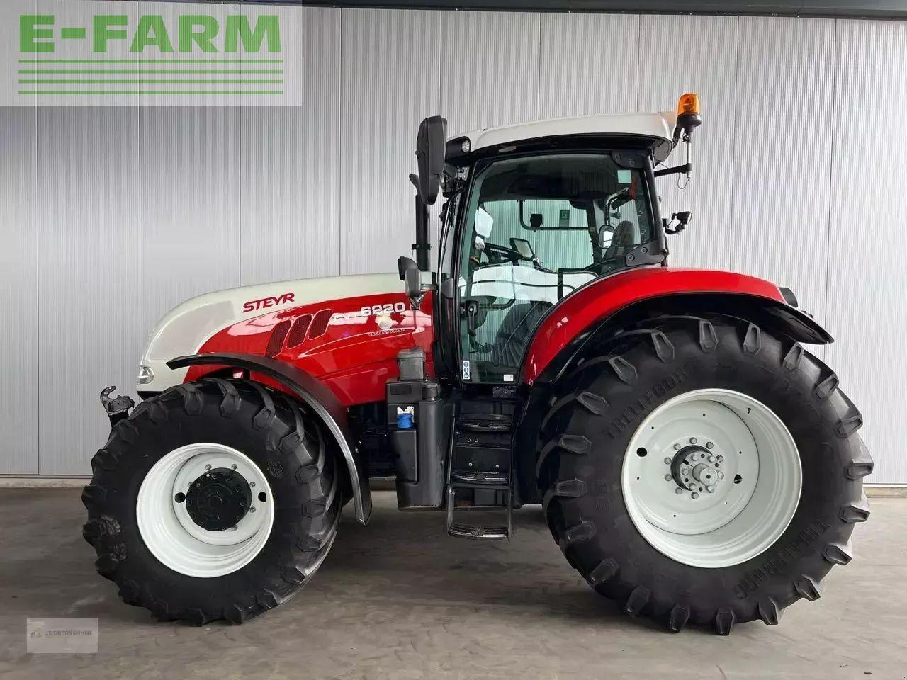 Steyr cvt 6220 - Tractor: foto 4 Steyr cvt 6220 - Tractor: foto 4