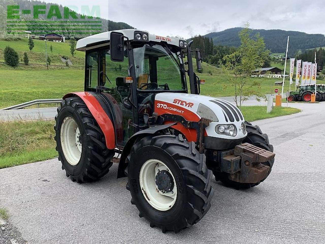 Steyr kompakt 370 - Tractor: foto 4 Steyr kompakt 370 - Tractor: foto 4
