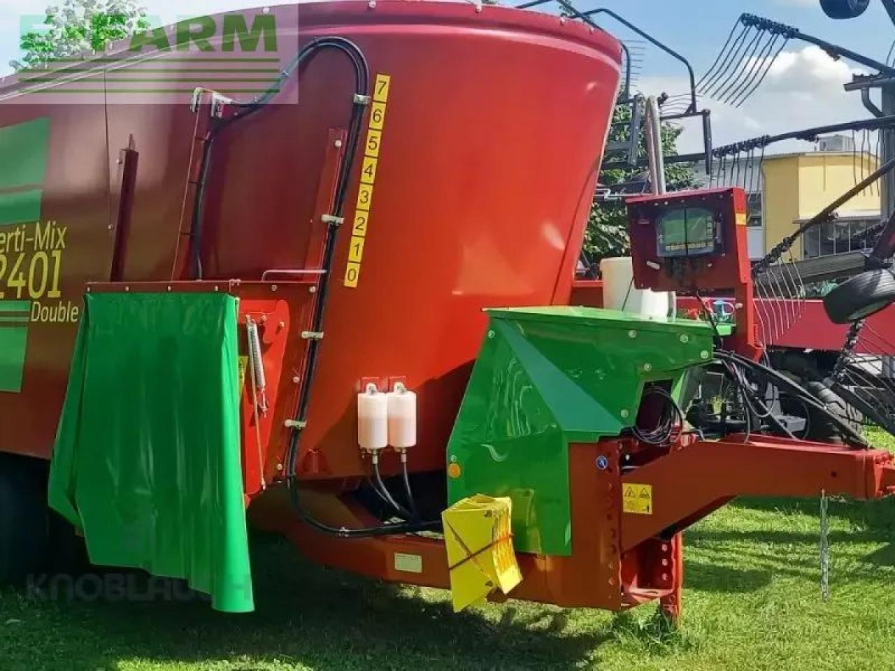Strautmann verti-mix 2401 double - Maquinaria ganadera: foto 1 Strautmann verti-mix 2401 double - Maquinaria ganadera: foto 1