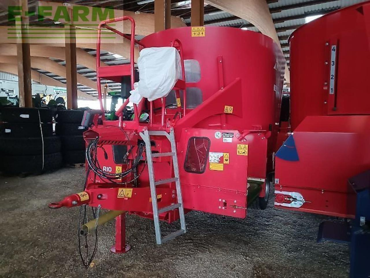 Trioliet solomix 1 1000 vlb - Maquinaria ganadera: foto 1 Trioliet solomix 1 1000 vlb - Maquinaria ganadera: foto 1