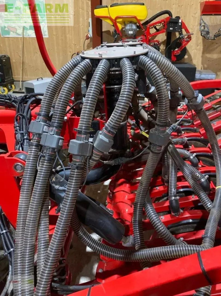 Combinado de siembra Väderstad spirit r300 s: foto 10 Combinado de siembra Väderstad spirit r300 s: foto 10