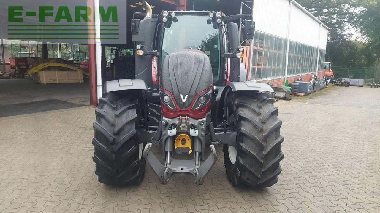 Valtra T 174 - Tractor: foto 3 Valtra T 174 - Tractor: foto 3