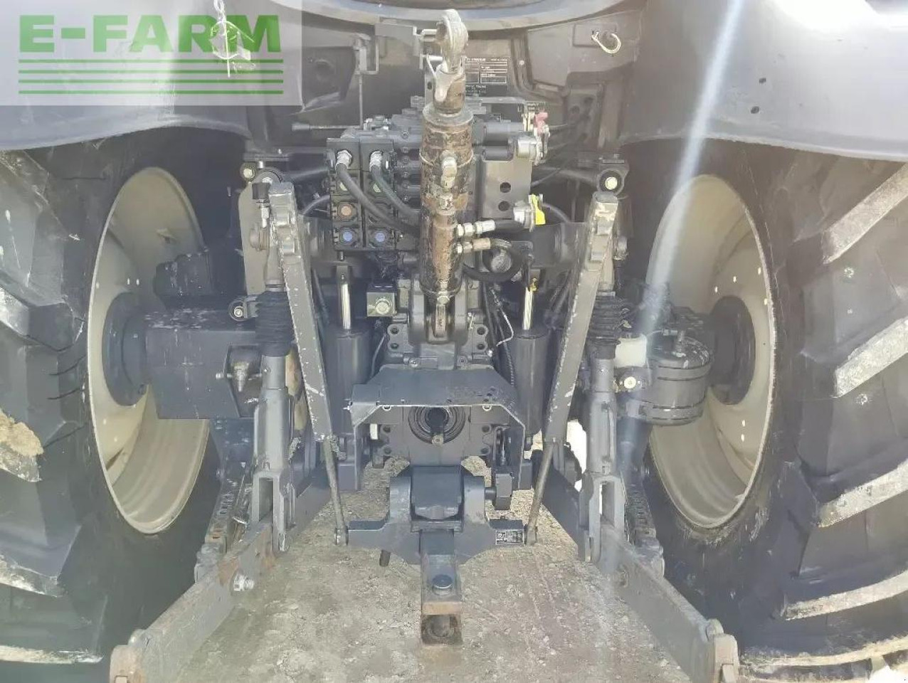 Valtra n 134 active Active - Tractor: foto 5 Valtra n 134 active Active - Tractor: foto 5