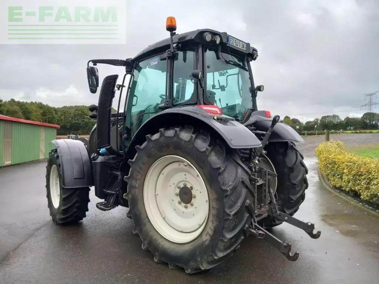 Valtra n 134 hitech HiTech - Tractor: foto 4 Valtra n 134 hitech HiTech - Tractor: foto 4