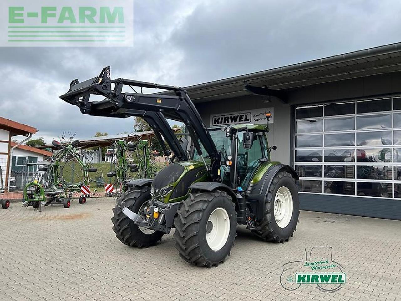 Valtra n 155 active Active - Tractor: foto 2 Valtra n 155 active Active - Tractor: foto 2