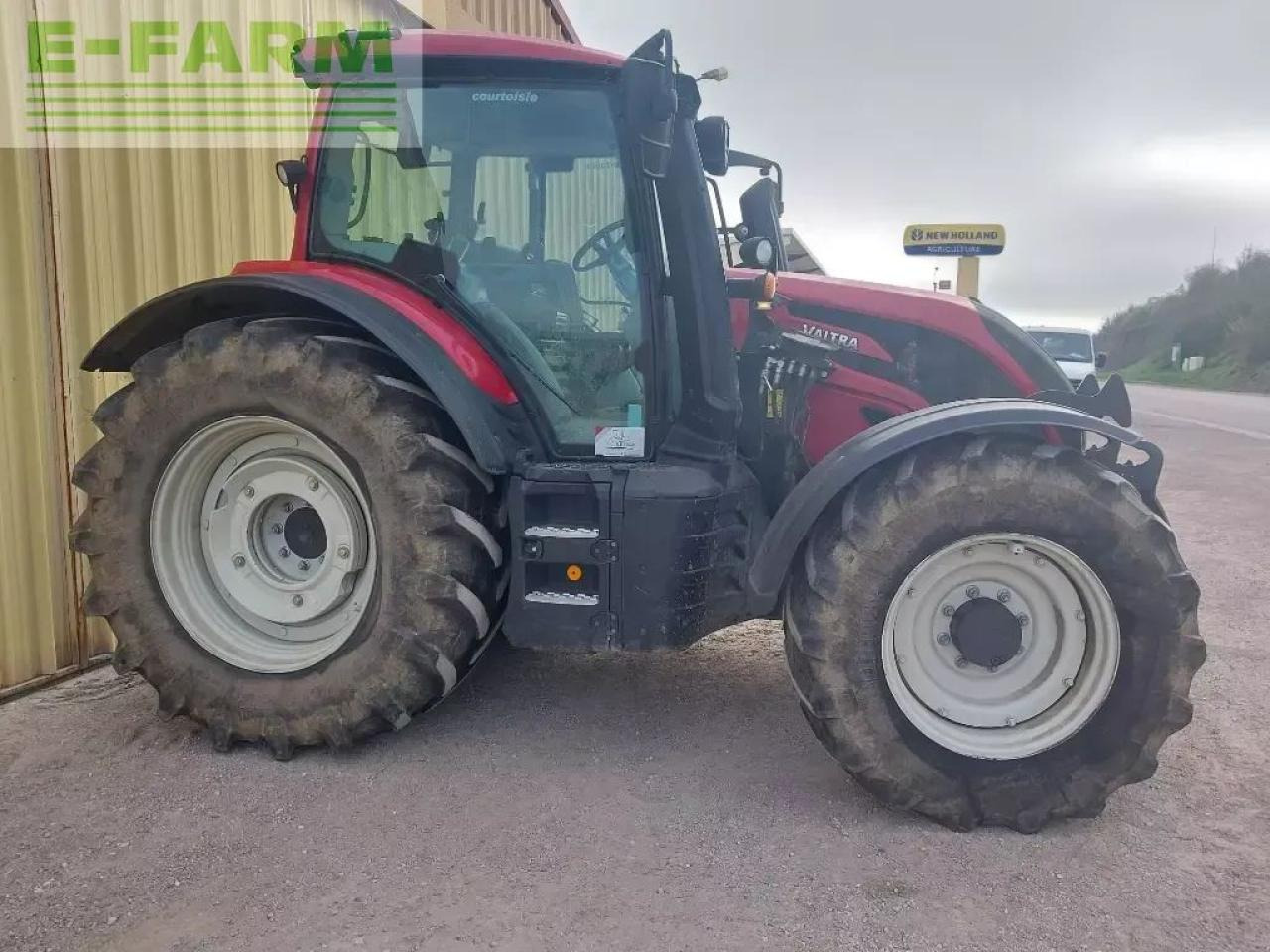 Valtra n 174 - Tractor: foto 3 Valtra n 174 - Tractor: foto 3