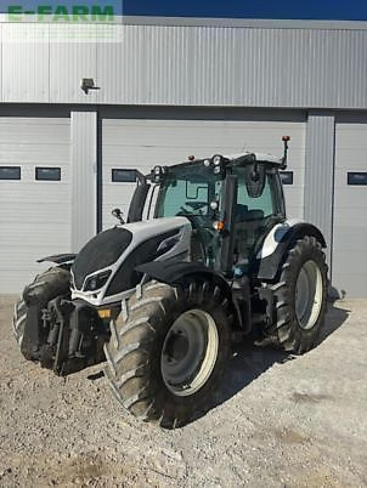 Valtra n134 h5 - Tractor: foto 1 Valtra n134 h5 - Tractor: foto 1