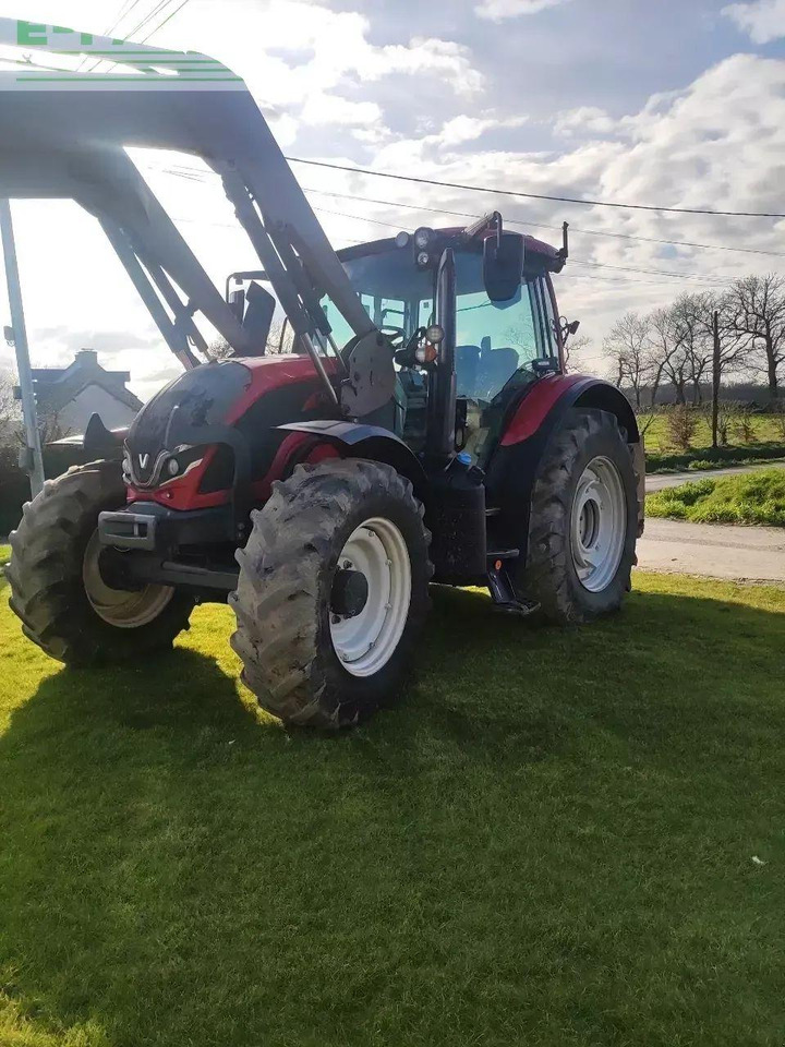 Valtra n135 h - Tractor: foto 1 Valtra n135 h - Tractor: foto 1