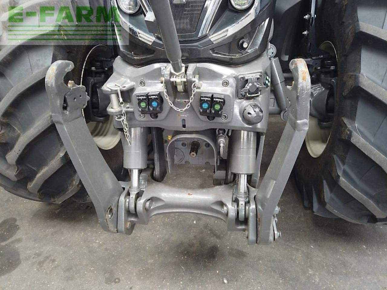 Valtra q305 valtra traktor - Tractor: foto 3 Valtra q305 valtra traktor - Tractor: foto 3