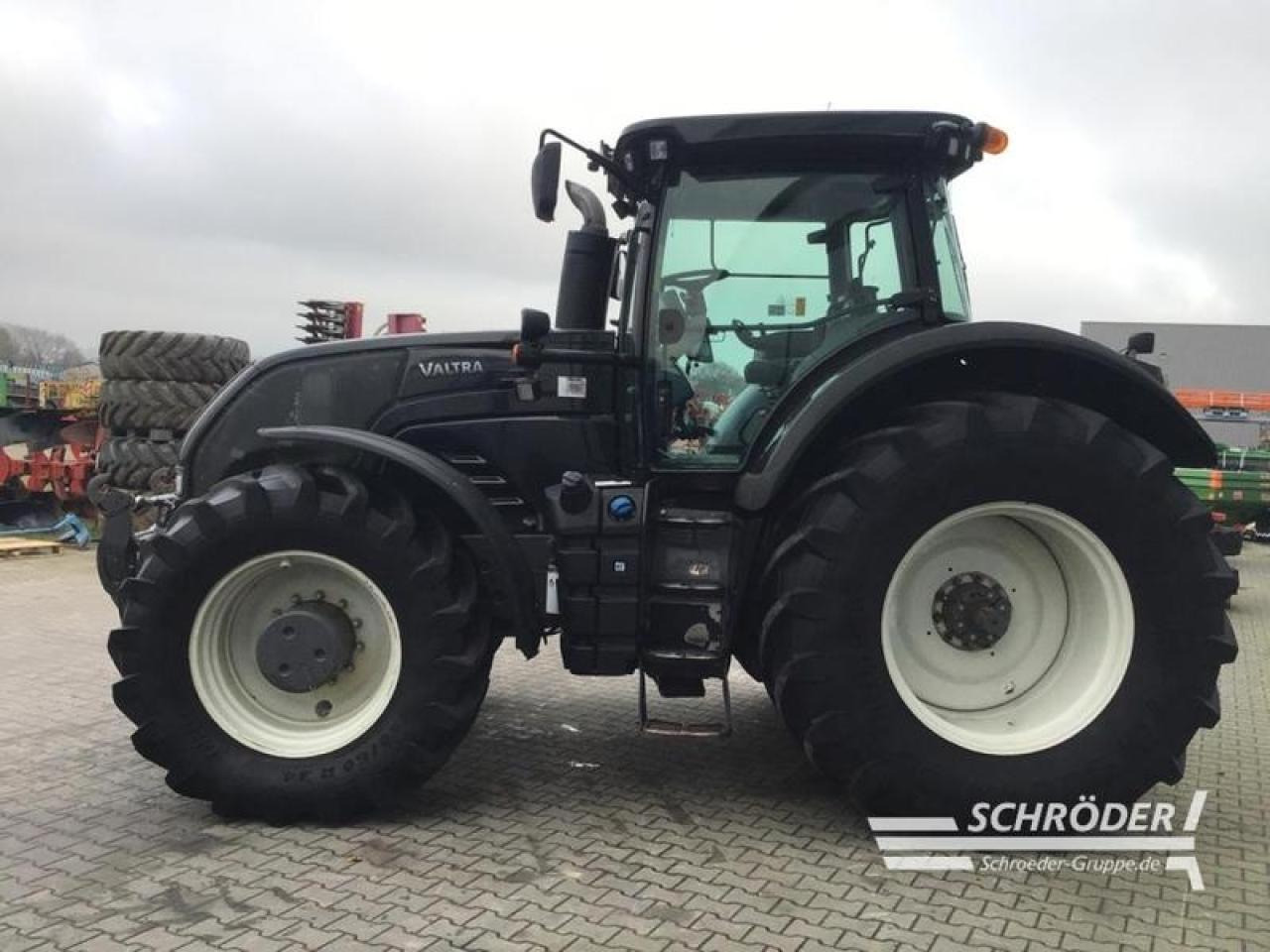 Valtra s 353 - Tractor: foto 4 Valtra s 353 - Tractor: foto 4
