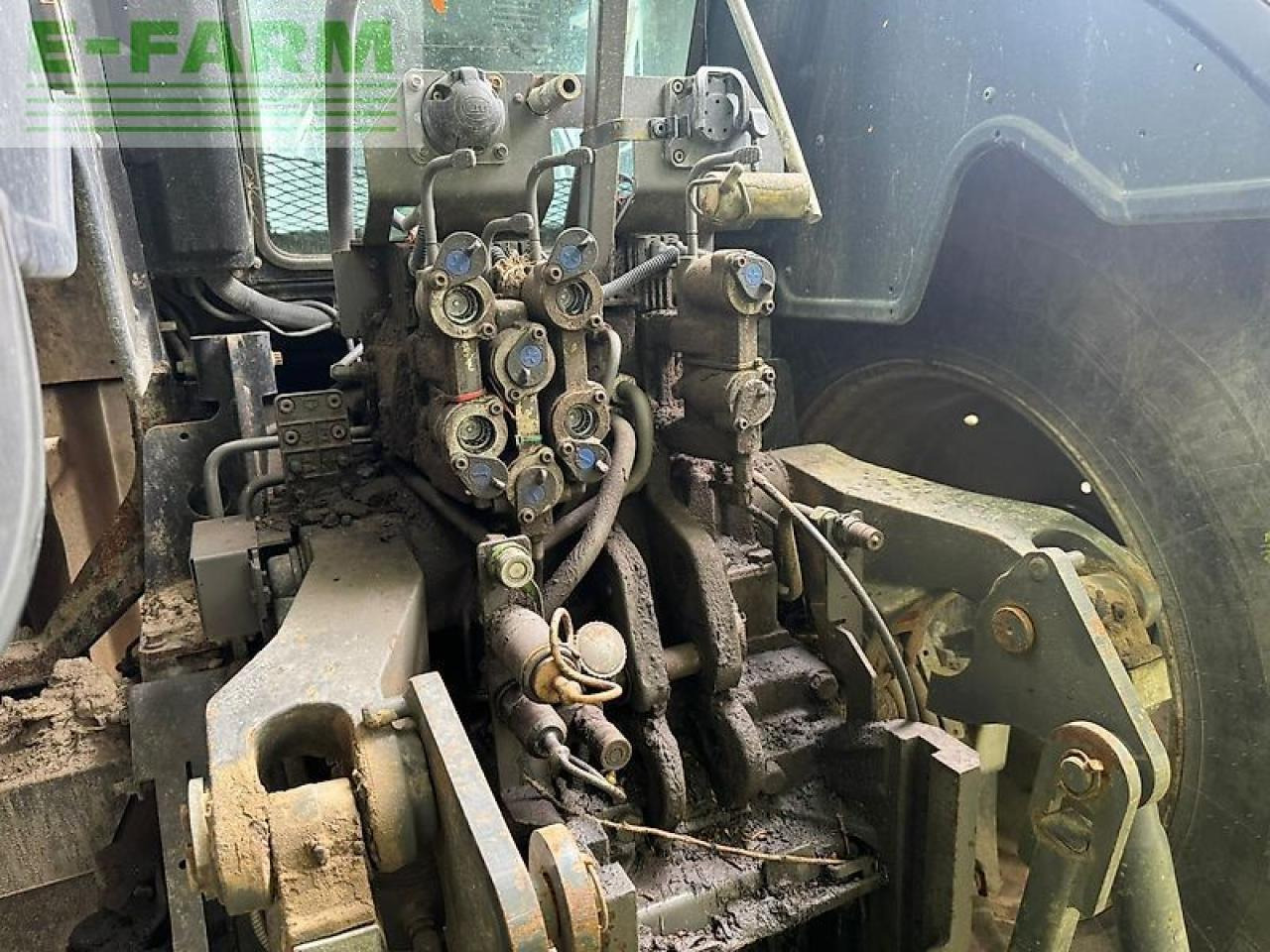 Valtra s262 - Tractor: foto 5 Valtra s262 - Tractor: foto 5