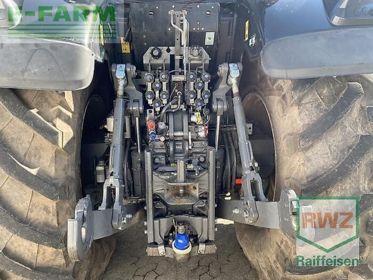 Valtra s394 - Tractor: foto 4 Valtra s394 - Tractor: foto 4