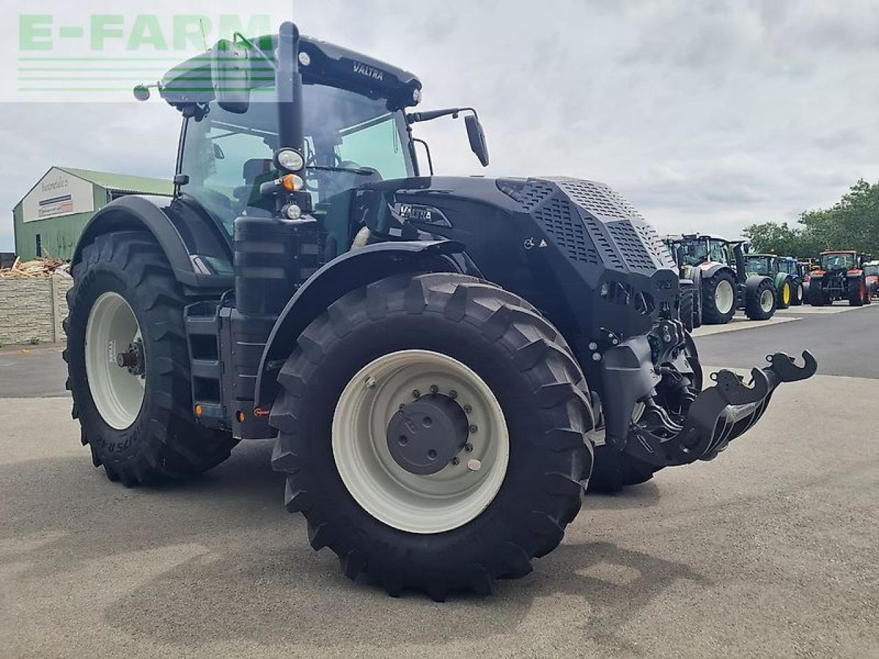 Valtra s394 (stufe v) - Tractor: foto 5 Valtra s394 (stufe v) - Tractor: foto 5