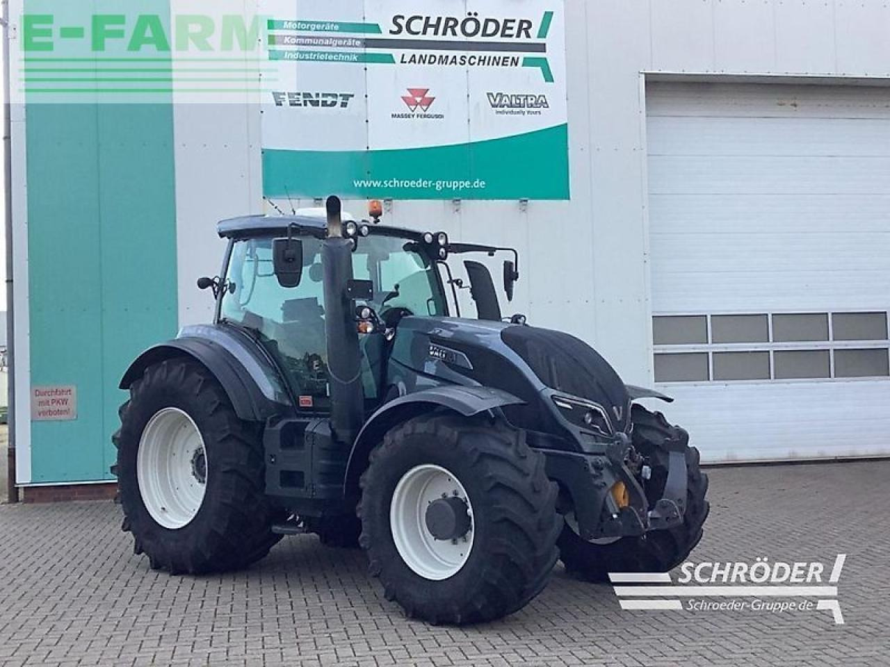 Valtra t 214 d smarttouch - Tractor: foto 1 Valtra t 214 d smarttouch - Tractor: foto 1