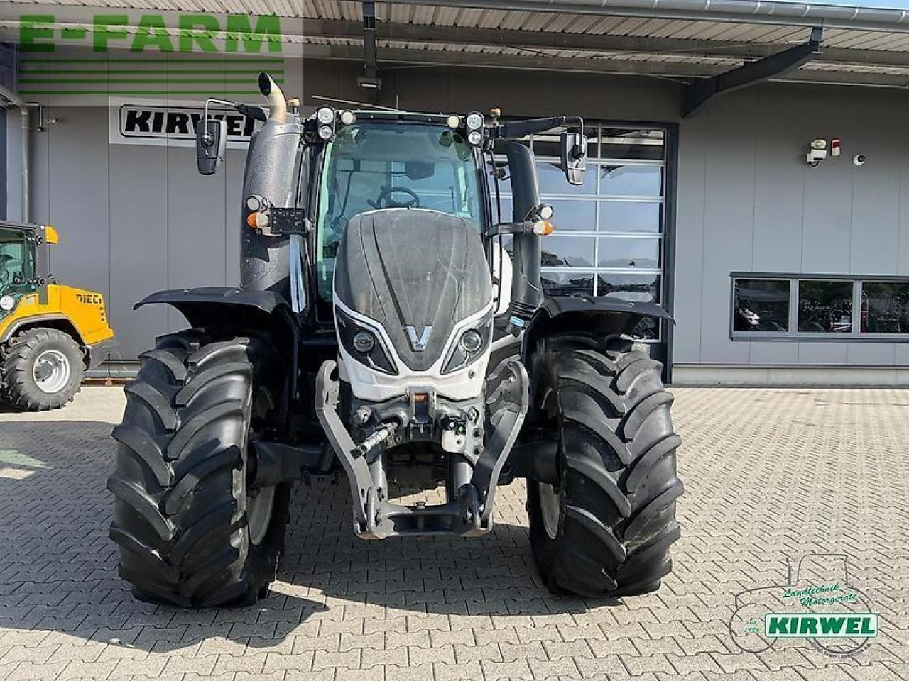 Valtra t 214 direct Direct - Tractor: foto 5 Valtra t 214 direct Direct - Tractor: foto 5