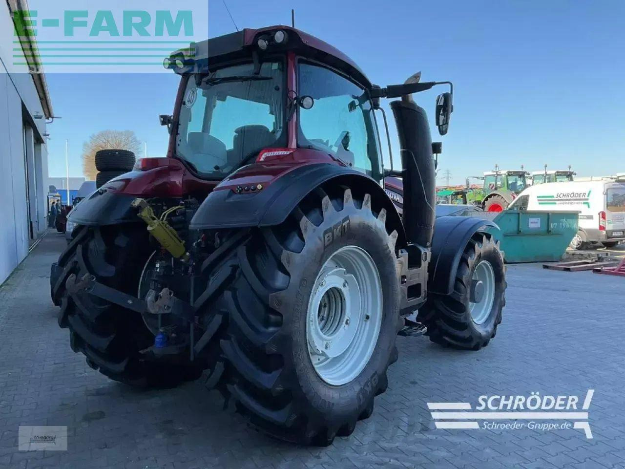 Valtra t 254 v smarttouch - Tractor: foto 3 Valtra t 254 v smarttouch - Tractor: foto 3