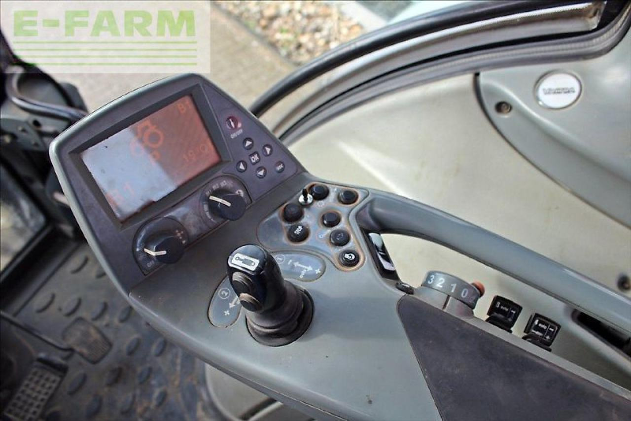 Tractor Valtra t132 versu Versu: foto 8