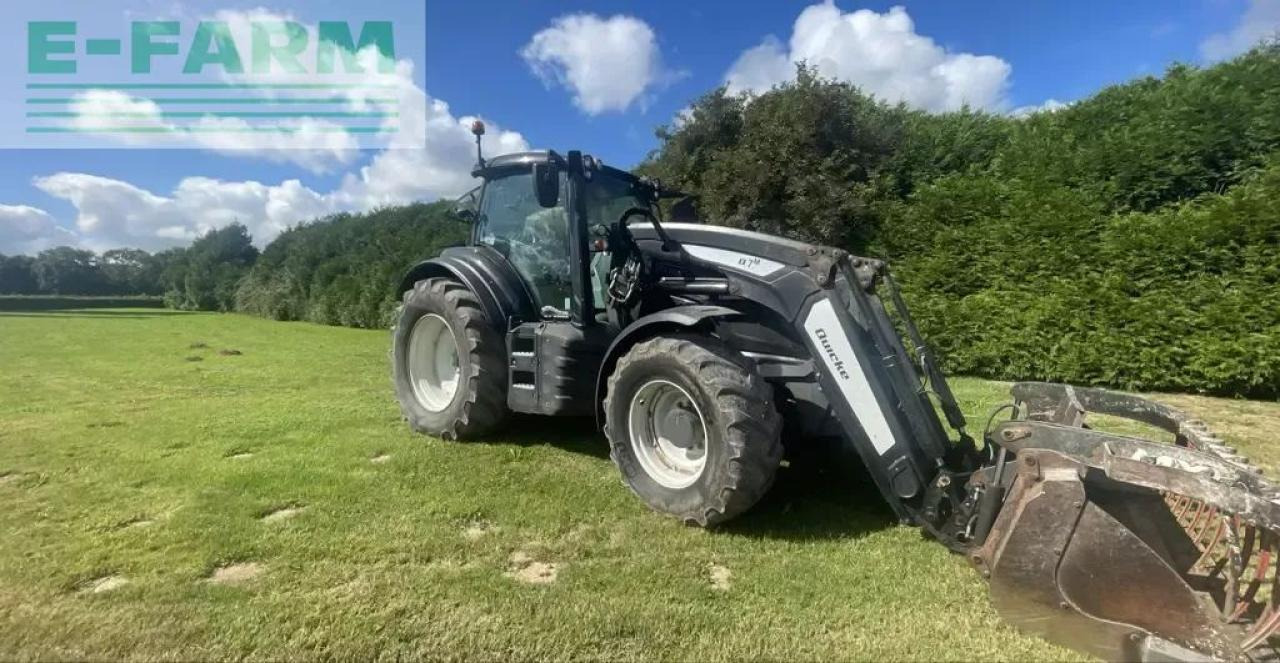 Valtra t154 - Tractor: foto 1 Valtra t154 - Tractor: foto 1