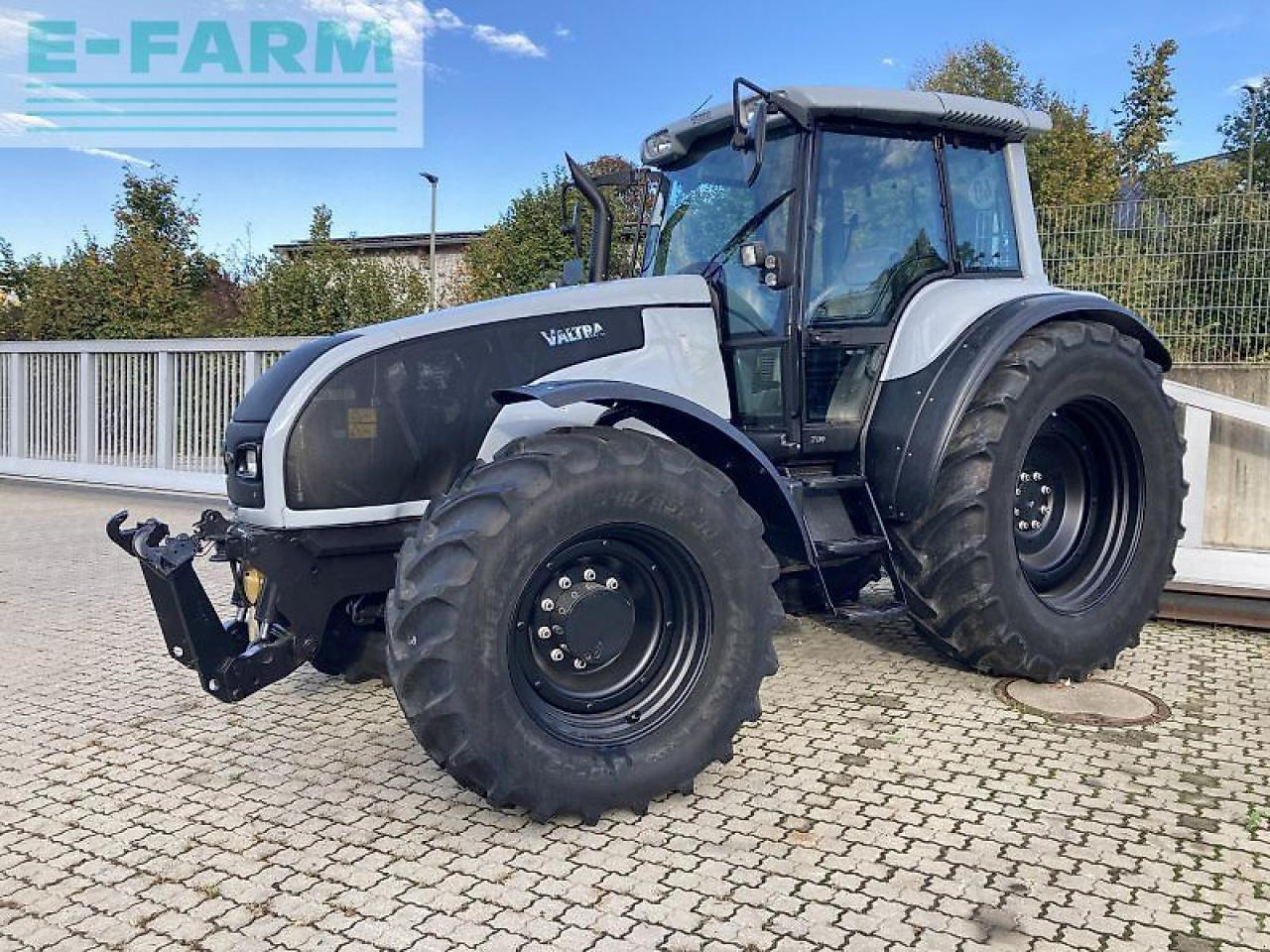 Valtra t170 - Tractor: foto 2 Valtra t170 - Tractor: foto 2