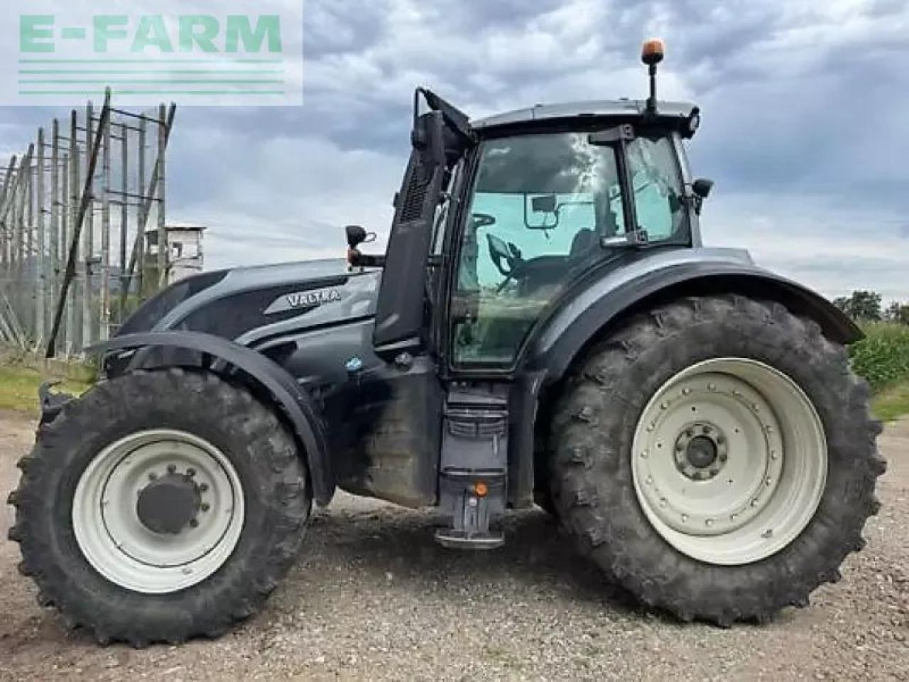 Valtra t234 versu Versu - Tractor: foto 3 Valtra t234 versu Versu - Tractor: foto 3