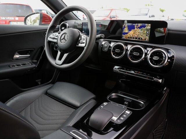 MERCEDES-BENZ A 180 Style,Autom.,8 fach Bereift - Berlina: foto 2 MERCEDES-BENZ A 180 Style,Autom.,8 fach Bereift - Berlina: foto 2