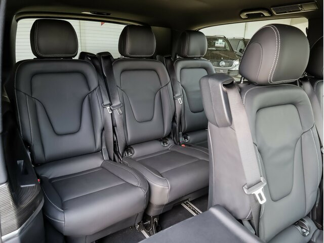MERCEDES-BENZ EQV 300 Extralang,Avantgarde,8Sitze,2xelektr.Tür - Furgoneta de pasajeros, Furgoneta eléctrica: foto 5 MERCEDES-BENZ EQV 300 Extralang,Avantgarde,8Sitze,2xelektr.Tür - Furgoneta de pasajeros, Furgoneta eléctrica: foto 5
