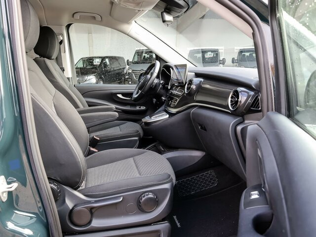 MERCEDES-BENZ EQV 300 lang,7Sitze,2xelek.Schiebetür,EasyPack... - Minibús, Autobús eléctrico: foto 4 MERCEDES-BENZ EQV 300 lang,7Sitze,2xelek.Schiebetür,EasyPack... - Minibús, Autobús eléctrico: foto 4