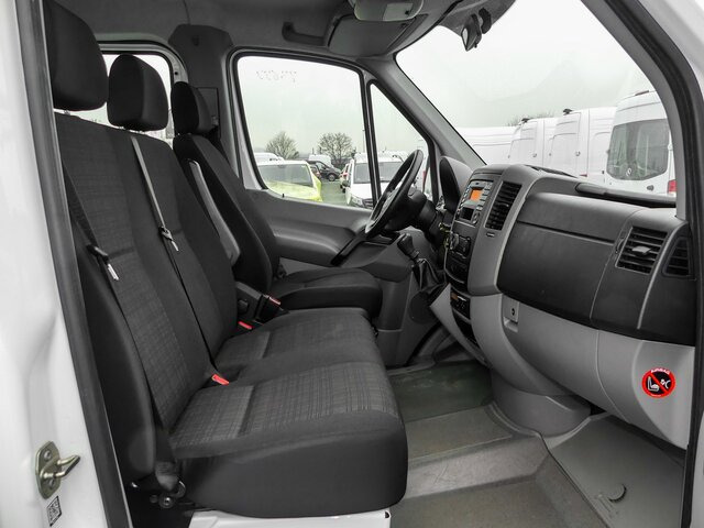 MERCEDES-BENZ Sprinter 311 CDI DOKA Pritsche,AHK,Standheizung - Furgoneta caja abierta, Furgoneta combi: foto 3 MERCEDES-BENZ Sprinter 311 CDI DOKA Pritsche,AHK,Standheizung - Furgoneta caja abierta, Furgoneta combi: foto 3