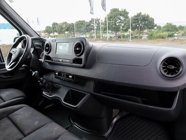 MERCEDES-BENZ Sprinter 317 CDI Kasten,L2H2,MBUX,Kamera - Furgón: foto 4 MERCEDES-BENZ Sprinter 317 CDI Kasten,L2H2,MBUX,Kamera - Furgón: foto 4