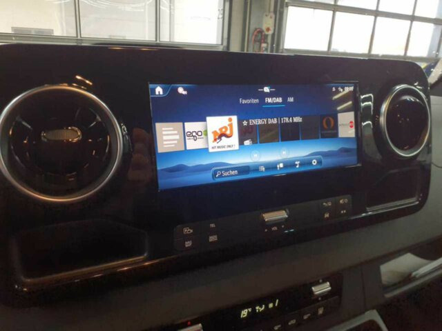 MERCEDES-BENZ Sprinter 317 CDI Maxi Kombi Tourer,9Sitze,9GTr.... - Minibús, Furgoneta de pasajeros: foto 4 MERCEDES-BENZ Sprinter 317 CDI Maxi Kombi Tourer,9Sitze,9GTr.... - Minibús, Furgoneta de pasajeros: foto 4