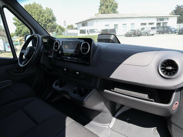 MERCEDES-BENZ Sprinter 317 Maxi,9GTronic,MBUX,Kamera... - Furgón: foto 4 MERCEDES-BENZ Sprinter 317 Maxi,9GTronic,MBUX,Kamera... - Furgón: foto 4