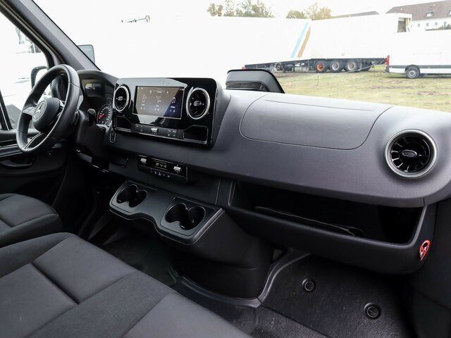 MERCEDES-BENZ Sprinter 317 Maxi,9GTronic,MBUX,Kamera... - Furgón: foto 4 MERCEDES-BENZ Sprinter 317 Maxi,9GTronic,MBUX,Kamera... - Furgón: foto 4