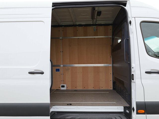 MERCEDES-BENZ Sprinter 317 Maxi,9GTronic,MBUX,Kamera... - Furgón: foto 2 MERCEDES-BENZ Sprinter 317 Maxi,9GTronic,MBUX,Kamera... - Furgón: foto 2