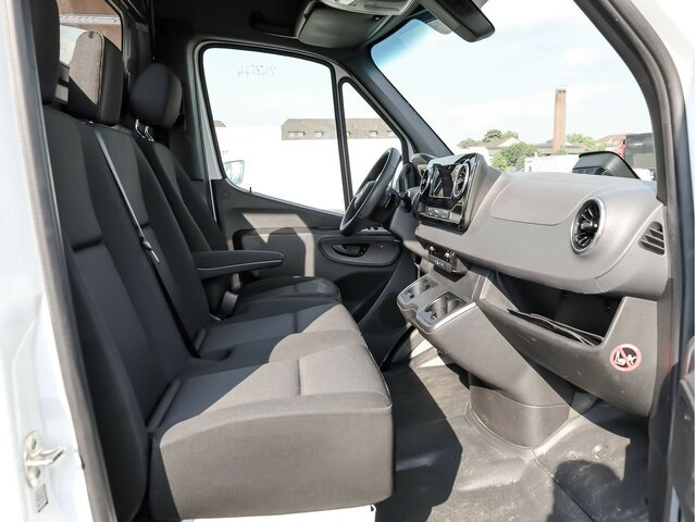 MERCEDES-BENZ Sprinter 317 Maxi,9GTronic,MBUX,Kamera... - Furgón: foto 2 MERCEDES-BENZ Sprinter 317 Maxi,9GTronic,MBUX,Kamera... - Furgón: foto 2
