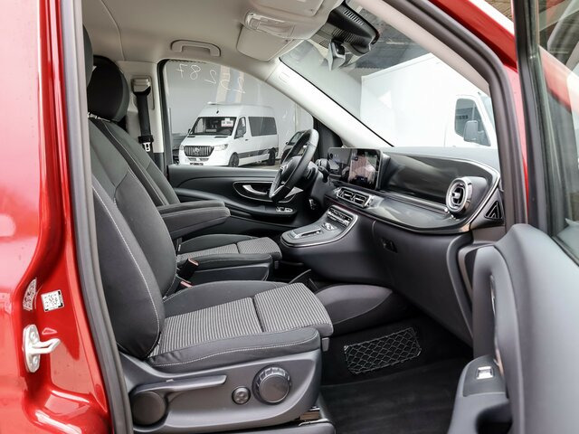 MERCEDES-BENZ V 220 d STYLE kompakt,7Sitzer,2Schiebetüren el.... - Furgoneta de pasajeros: foto 3 MERCEDES-BENZ V 220 d STYLE kompakt,7Sitzer,2Schiebetüren el.... - Furgoneta de pasajeros: foto 3