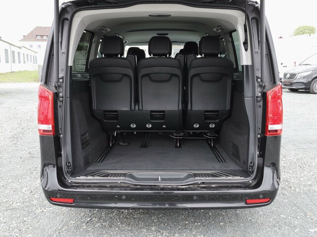 MERCEDES-BENZ V 300 Avantgarde Extralang,2xSchiebetür elektr.... - Furgoneta de pasajeros: foto 2 MERCEDES-BENZ V 300 Avantgarde Extralang,2xSchiebetür elektr.... - Furgoneta de pasajeros: foto 2