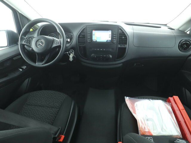 MERCEDES-BENZ Vito 114 TourerPro,Extralang,8Sitzer,Automatik... - Minibús, Furgoneta de pasajeros: foto 2 MERCEDES-BENZ Vito 114 TourerPro,Extralang,8Sitzer,Automatik... - Minibús, Furgoneta de pasajeros: foto 2