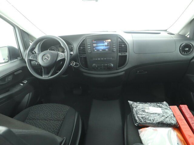 MERCEDES-BENZ Vito 114 TourerPro,Extralang,8Sitzer,Automatik... - Minibús, Furgoneta de pasajeros: foto 2 MERCEDES-BENZ Vito 114 TourerPro,Extralang,8Sitzer,Automatik... - Minibús, Furgoneta de pasajeros: foto 2