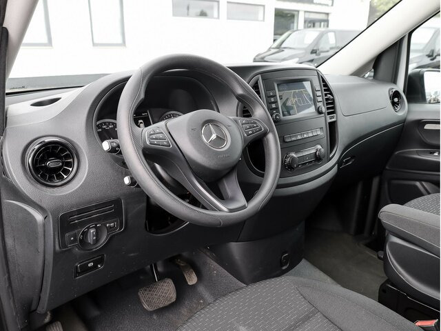 MERCEDES-BENZ Vito 114 TourerPro,Extralang,AMF Rollstuhlrampe - Minibús, Furgoneta de pasajeros: foto 5 MERCEDES-BENZ Vito 114 TourerPro,Extralang,AMF Rollstuhlrampe - Minibús, Furgoneta de pasajeros: foto 5
