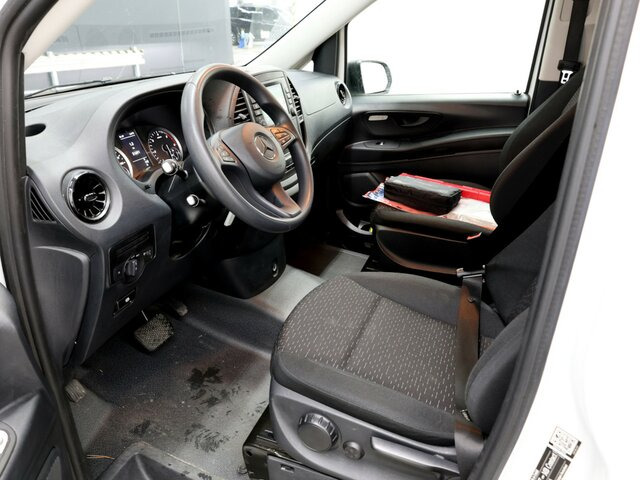 MERCEDES-BENZ Vito 114 TourerPro,lang,Automatik,8Sitze,Kamera... - Minibús, Furgoneta de pasajeros: foto 2 MERCEDES-BENZ Vito 114 TourerPro,lang,Automatik,8Sitze,Kamera... - Minibús, Furgoneta de pasajeros: foto 2