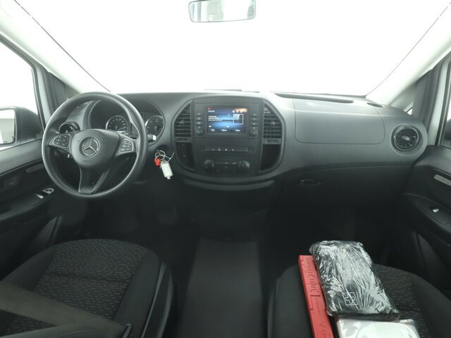 MERCEDES-BENZ Vito 114 TourerPro,lang,Automatik,8Sitze,Kamera... - Furgoneta de pasajeros: foto 2 MERCEDES-BENZ Vito 114 TourerPro,lang,Automatik,8Sitze,Kamera... - Furgoneta de pasajeros: foto 2