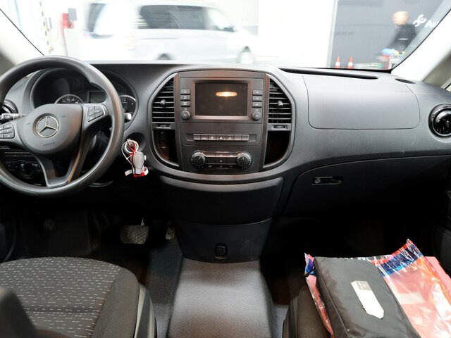 MERCEDES-BENZ Vito 114 TourerPro,lang,Automatik,8Sitze,Kamera... - Minibús, Furgoneta de pasajeros: foto 2 MERCEDES-BENZ Vito 114 TourerPro,lang,Automatik,8Sitze,Kamera... - Minibús, Furgoneta de pasajeros: foto 2