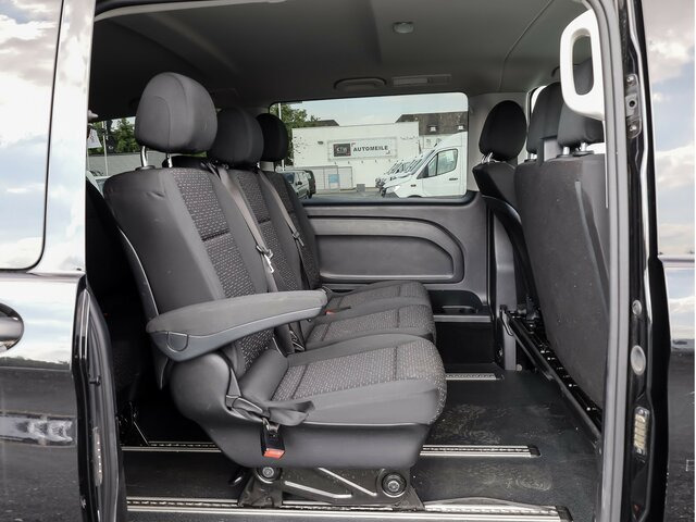 MERCEDES-BENZ Vito 116CDI lang,TourerPro,2xKlima,9Sitze,Kamera - Furgoneta de pasajeros: foto 2 MERCEDES-BENZ Vito 116CDI lang,TourerPro,2xKlima,9Sitze,Kamera - Furgoneta de pasajeros: foto 2