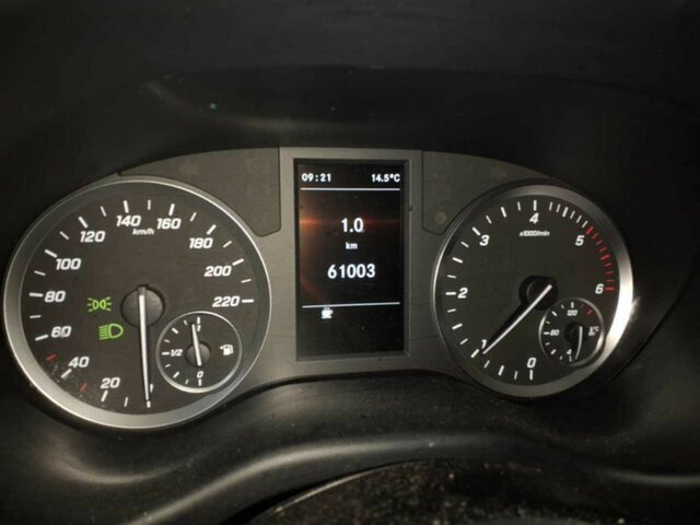 MERCEDES-BENZ Vito116CDI KA lang,Kamera,Klima,Tempomat... - Furgoneta pequeña: foto 5 MERCEDES-BENZ Vito116CDI KA lang,Kamera,Klima,Tempomat... - Furgoneta pequeña: foto 5