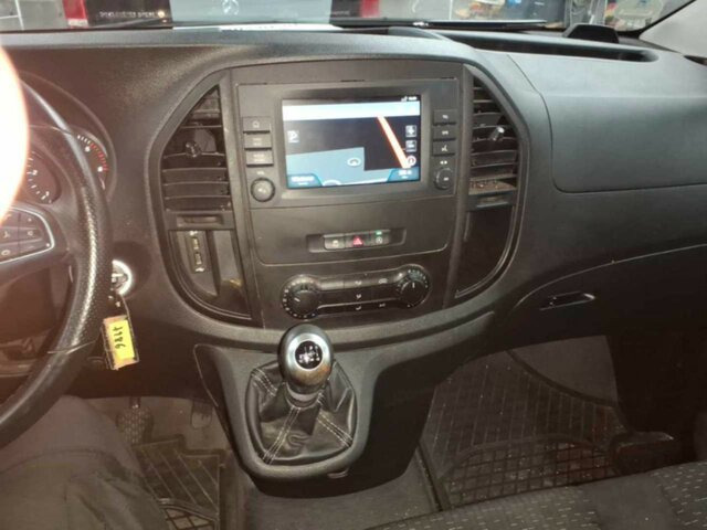 MERCEDES-BENZ Vito116CDI KA lang,Kamera,Klima,Tempomat... - Furgoneta pequeña: foto 2 MERCEDES-BENZ Vito116CDI KA lang,Kamera,Klima,Tempomat... - Furgoneta pequeña: foto 2
