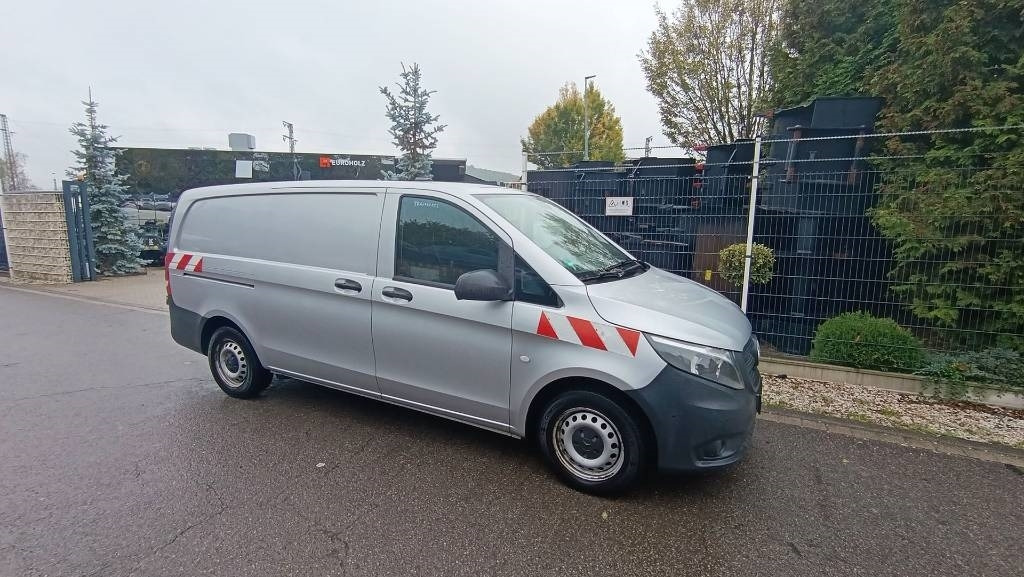 Mercedes-Benz Vito 114 CDI Werkstattschränke, Standheizung, PDC  - Furgoneta caja cerrada: foto 3 Mercedes-Benz Vito 114 CDI Werkstattschränke, Standheizung, PDC  - Furgoneta caja cerrada: foto 3