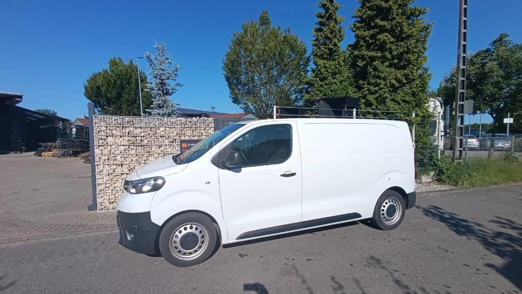 Arrendamiento de Toyota Proace 1.6 D, Transporter Kasten Schiebetür Klima  Toyota Proace 1.6 D, Transporter Kasten Schiebetür Klima: foto 20