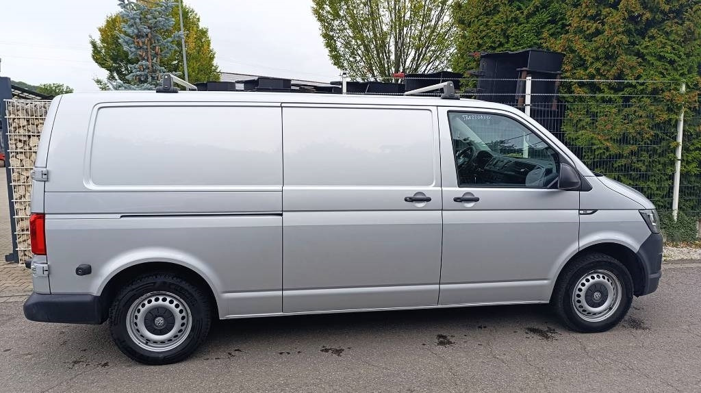 Volkswagen Transporter T6 TDI, Werkstattschränke Standheizung  - Furgoneta caja cerrada: foto 2 Volkswagen Transporter T6 TDI, Werkstattschränke Standheizung  - Furgoneta caja cerrada: foto 2