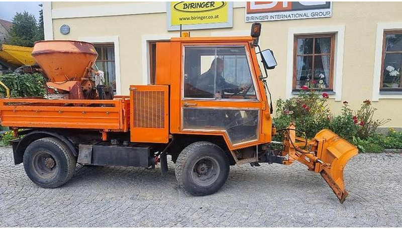 Boki HY1350 Kommunalfahrzeug mit Schneepflug und Sand / Salzstreuer - Motoazada: foto 1 Boki HY1350 Kommunalfahrzeug mit Schneepflug und Sand / Salzstreuer - Motoazada: foto 1