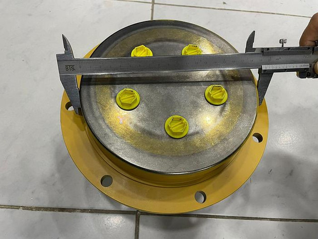 Bomag Fahrmotor (Poclain) 05816293 - Rodillo: foto 2 Bomag Fahrmotor (Poclain) 05816293 - Rodillo: foto 2